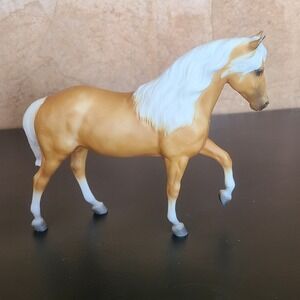 Vtg Breyer 867 Tesoro Palomino Paso Fino Stallion El Pastor Mold 1992-1995